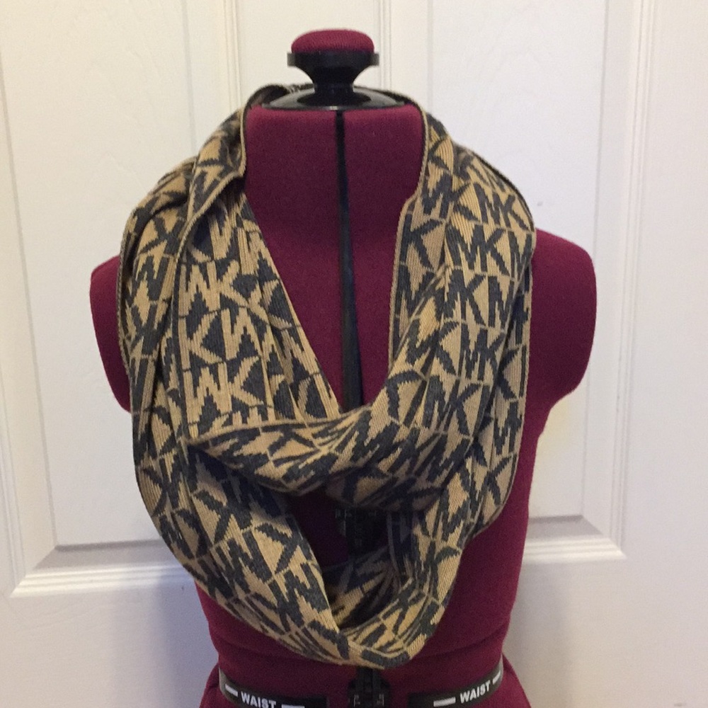 Michael Kors infinity scarf